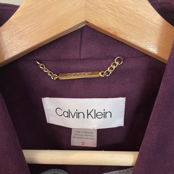 Calvin Klein size 12 plum stretch velvet-style women’s blazer - Picture 3 of 3
